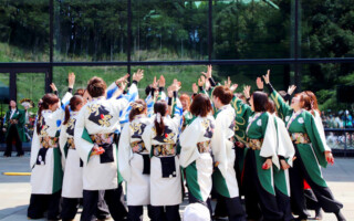 北九州市立大学よさこいサークル灯炎<br>
<span class="ls80 fs80">( きたきゅうしゅうしりつだいがく よさこいさーくる とうえん )</span> 北九州市立大学よさこいサークル灯炎 ( きたきゅうしゅうしりつだいがく よさこいさーくる とうえん )